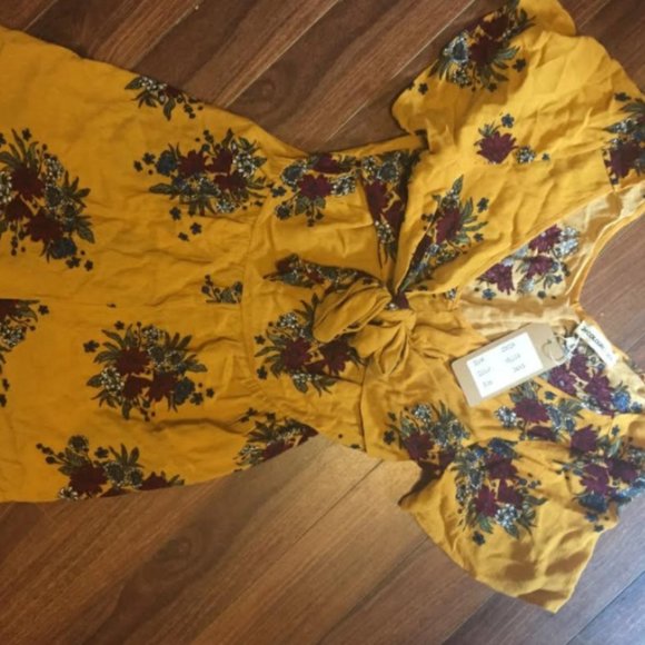 Romper From Biscuit - Picture 1 of 1